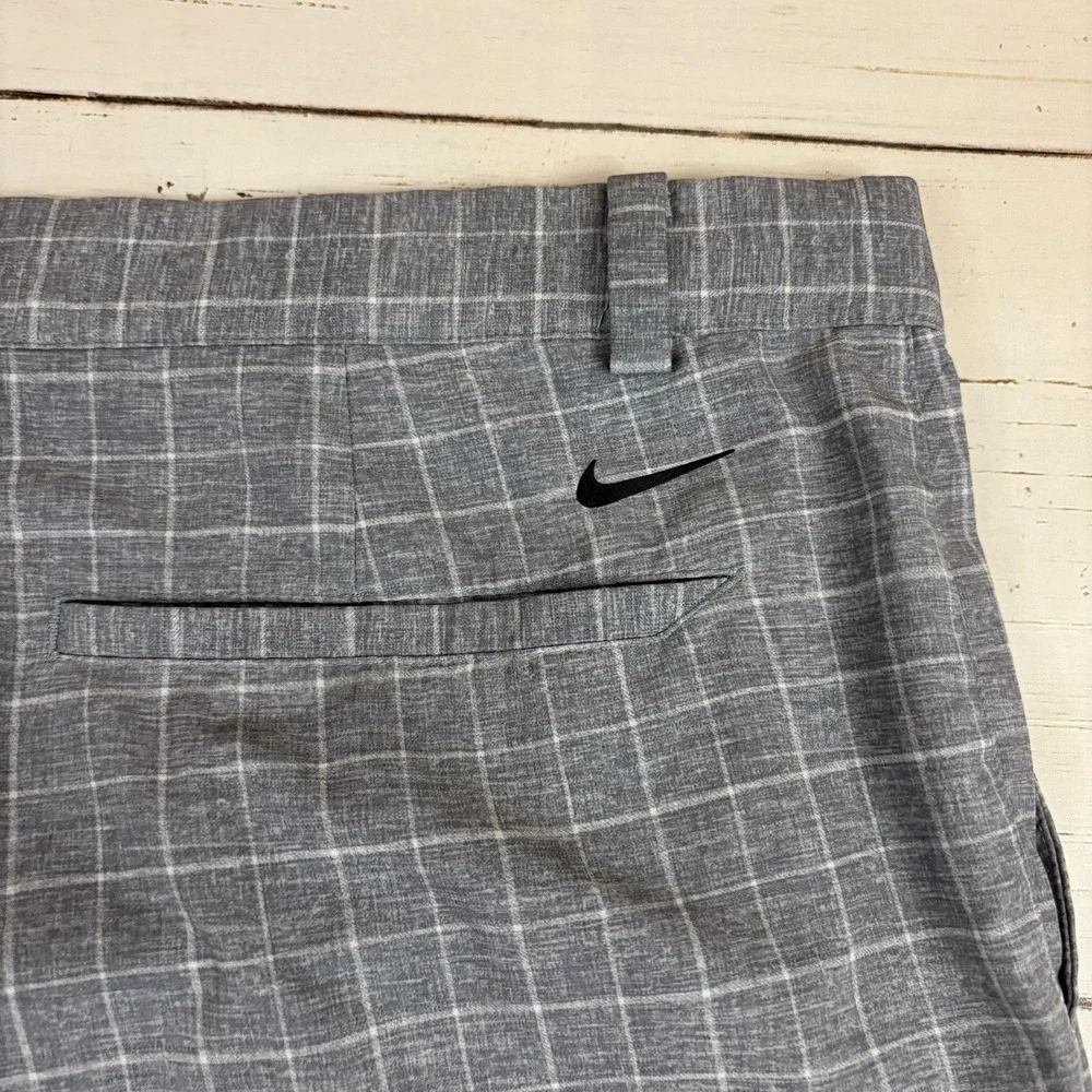 Nike Golf Chino Shorts Mens 40 Gray Plaid Tour Performance Dri-FIT 11in Inseam
